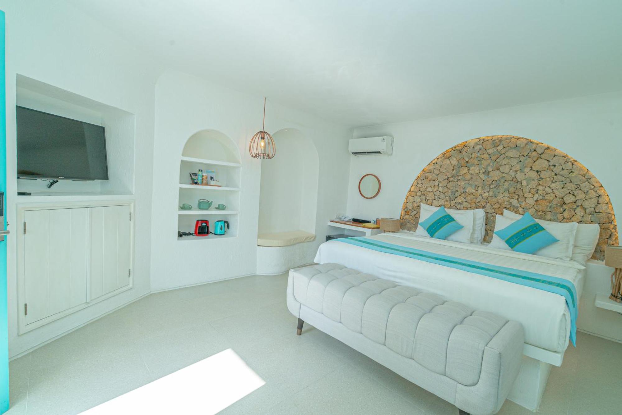 Loccal Collection Hotel Komodo Labuan Bajo Buitenkant foto
