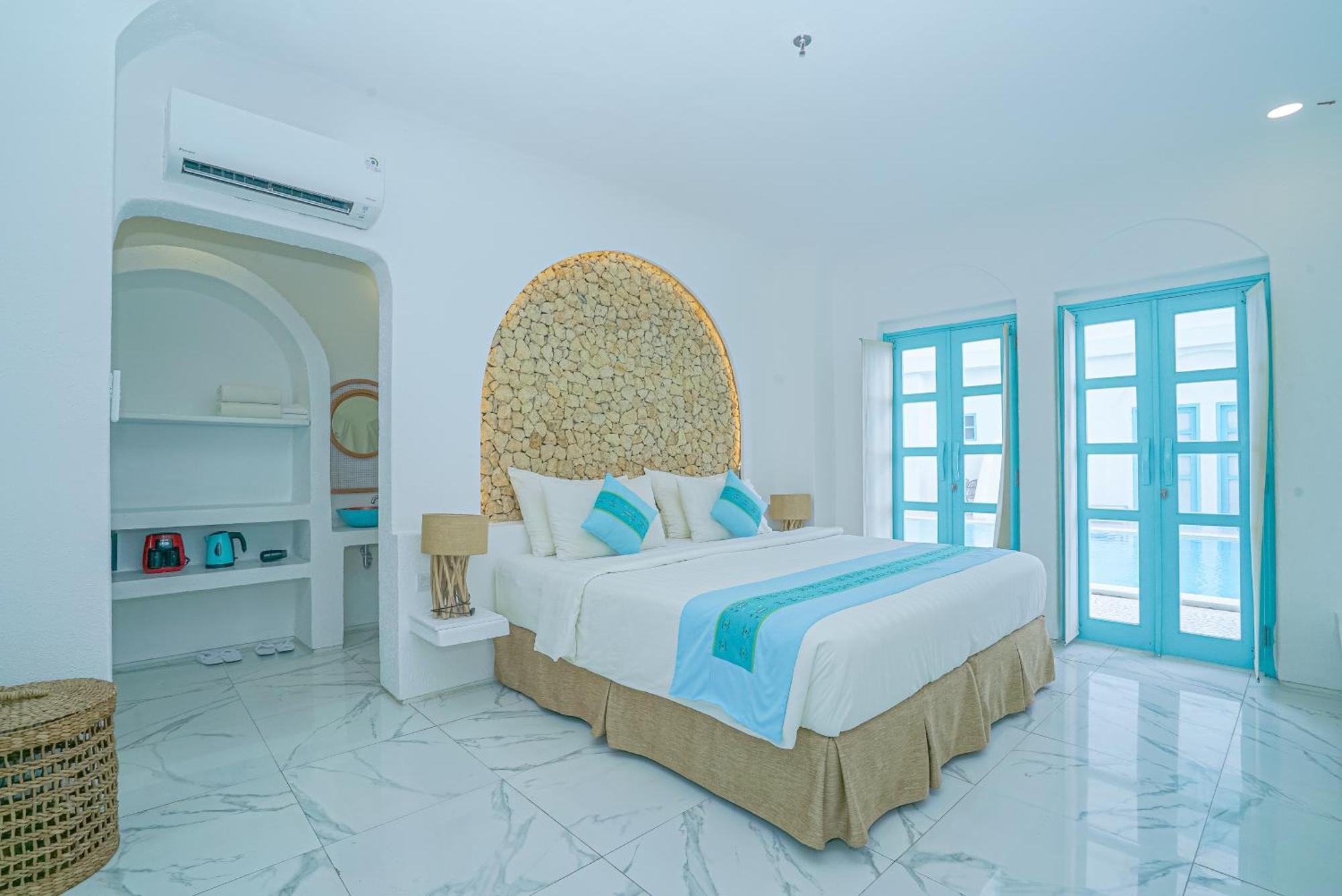 Loccal Collection Hotel Komodo Labuan Bajo Buitenkant foto