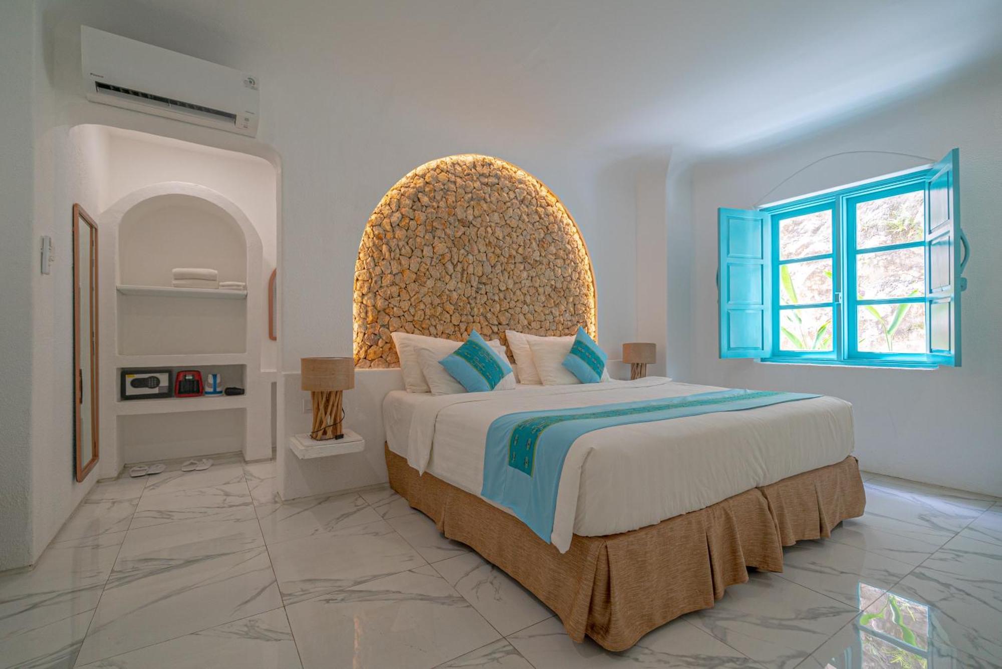 Loccal Collection Hotel Komodo Labuan Bajo Buitenkant foto