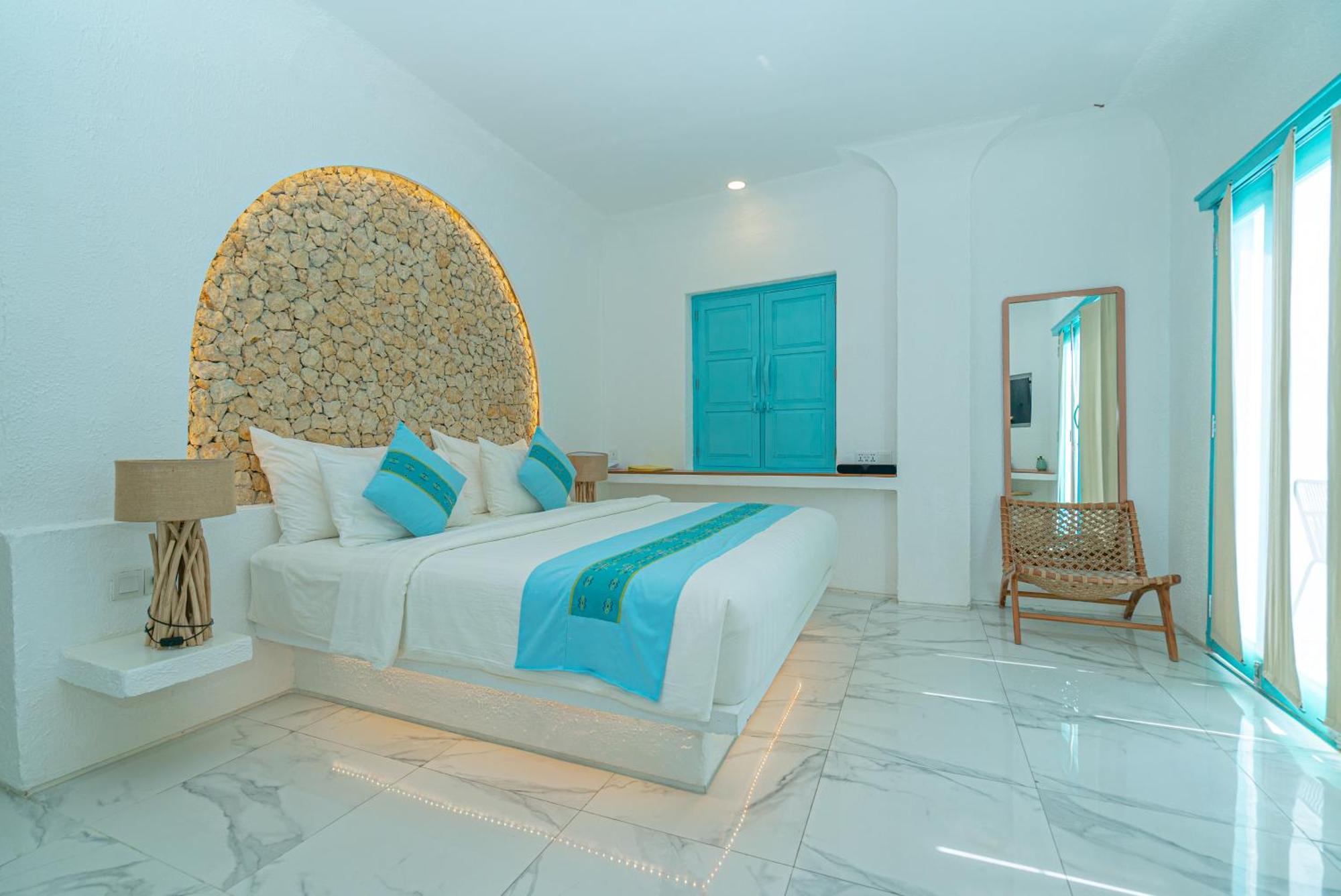 Loccal Collection Hotel Komodo Labuan Bajo Buitenkant foto